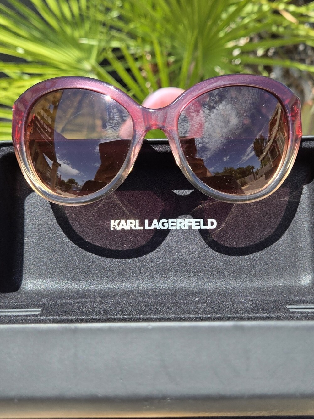 Karl Lagerfeld Pink to Peach Gradient Round Oversized Sunglasses KL 867S